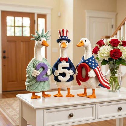 🔥Last Day 49% OFF—Whimsical USA 250 Patriotic Geese Centerpiece